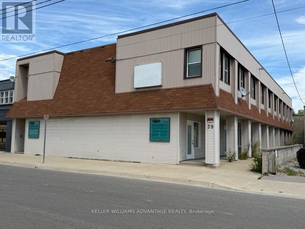 39 KENT STREET N, Norfolk, Ontario