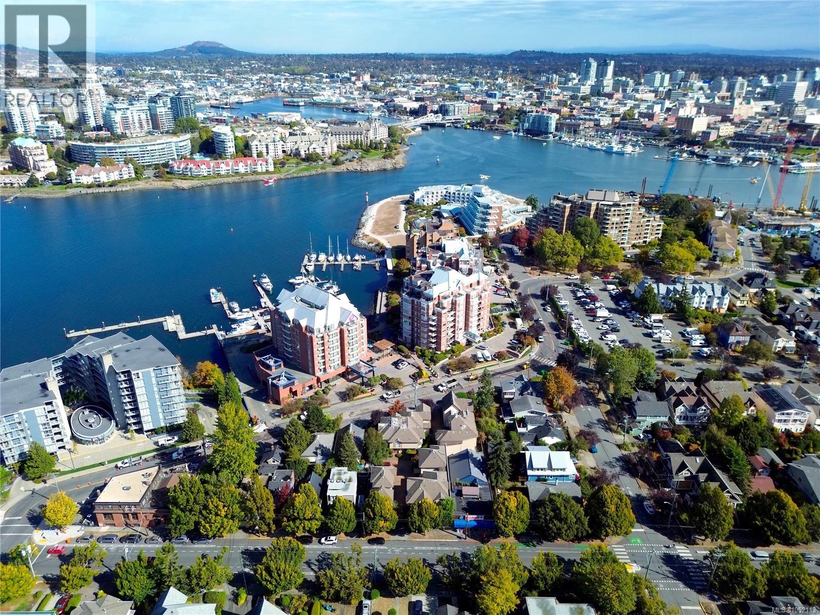 106 Superior St, Victoria, British Columbia  V8V 1T1 - Photo 2 - 1052113