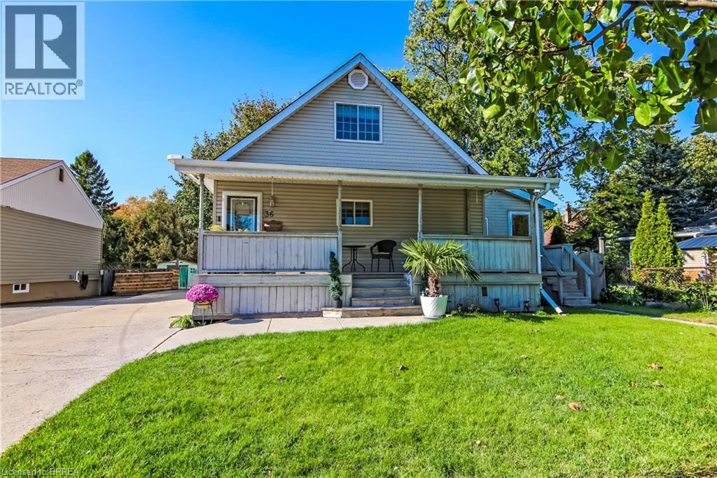 36 ALEXANDER Drive, Brantford, Ontario