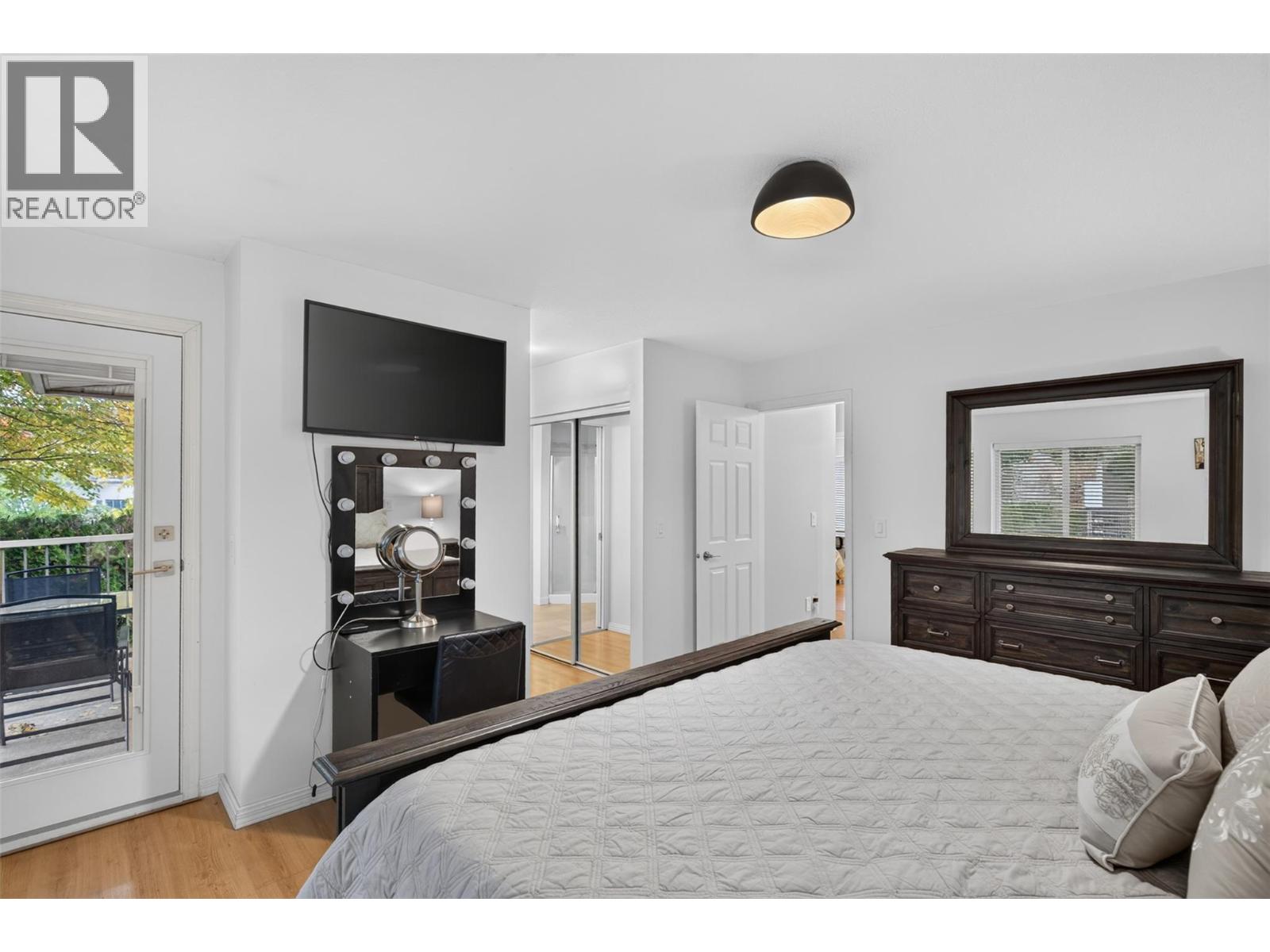 1853 Edgehill Avenue Unit# 10