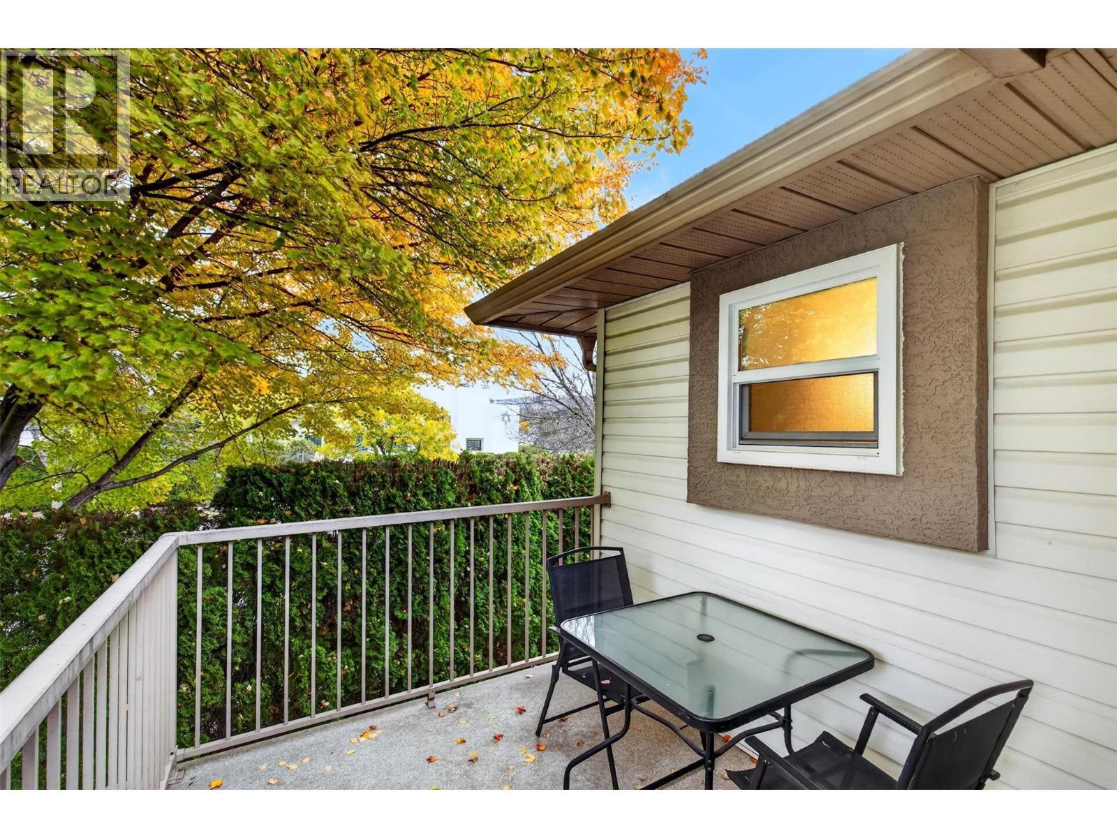 1853 Edgehill Avenue Unit# 10