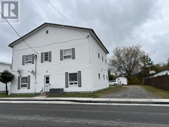 16 King Street E, St. Charles, Ontario  P0M 2W0 - Photo 2 - 2130961