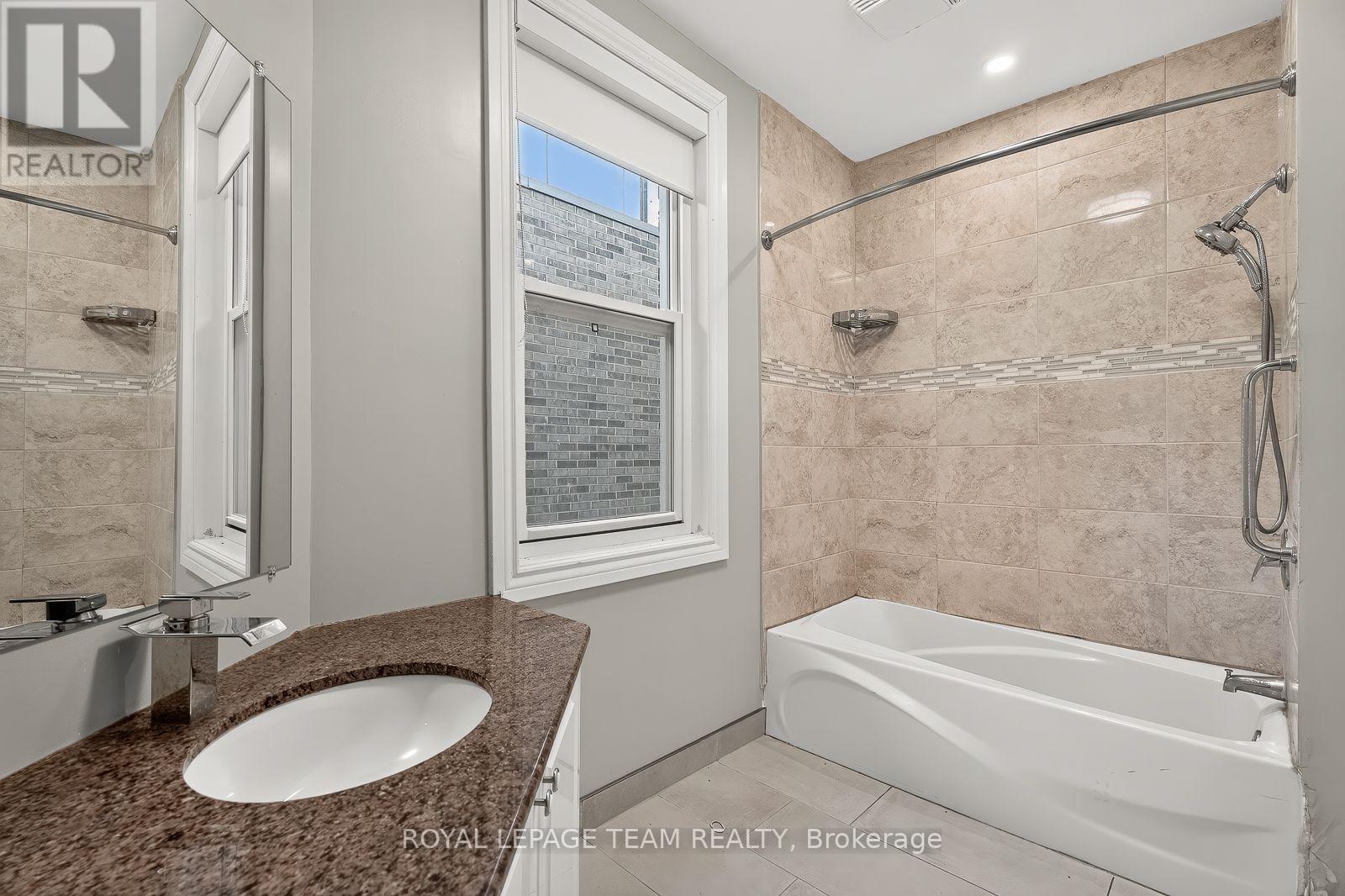 447 - 449 Green Avenue, Ottawa, Ontario  K1M 1L1 - Photo 12 - X13804568