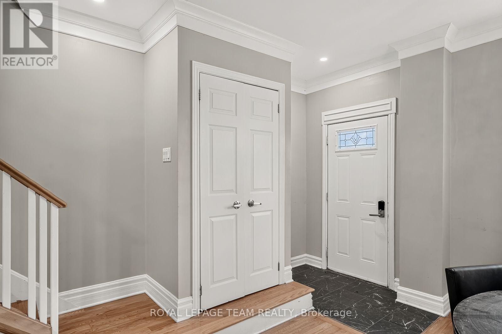 447 - 449 Green Avenue, Ottawa, Ontario  K1M 1L1 - Photo 4 - X13804568