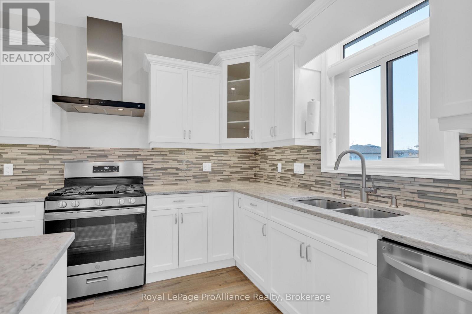 16 Lehtinen Crescent, Belleville, Ontario  K8P 0H4 - Photo 10 - X14088570
