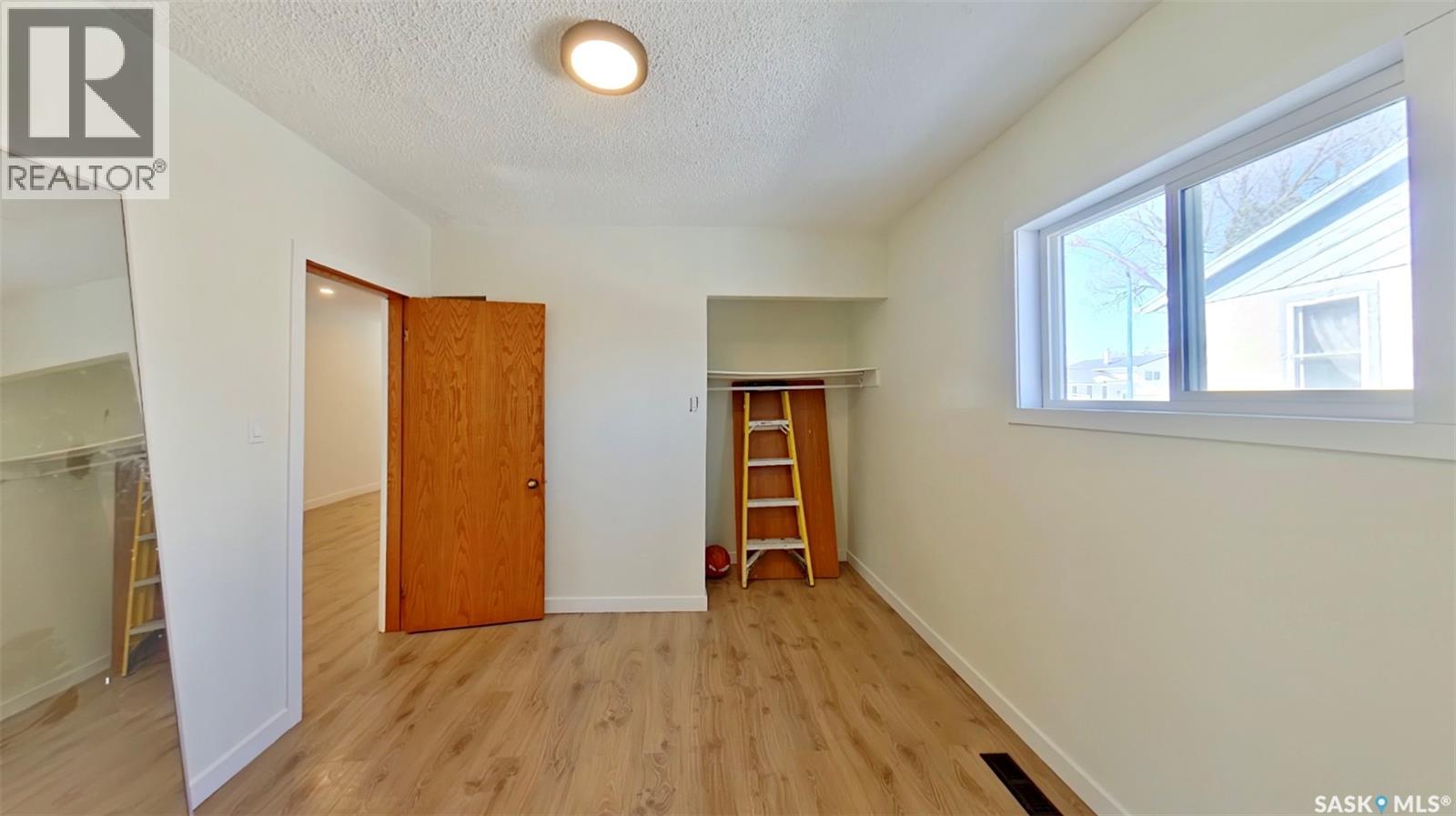651 Queen Street, Regina, Saskatchewan  S4T 4A2 - Photo 11 - SK051304