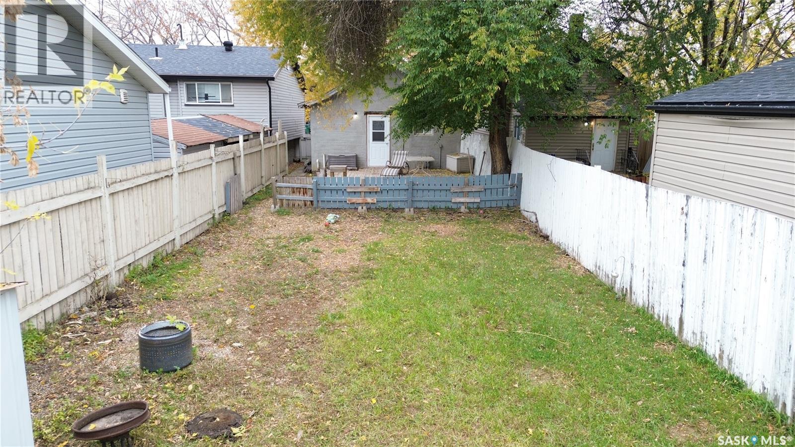 512 J Avenue S, Saskatoon, Saskatchewan  S7M 2A8 - Photo 22 - SK051210