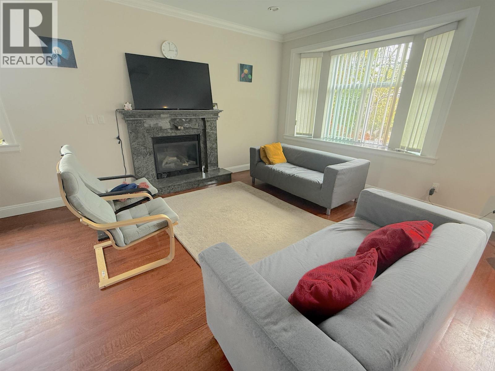 5421 Fleming Street, Vancouver, British Columbia  V5P 3E8 - Photo 4 - R3173171
