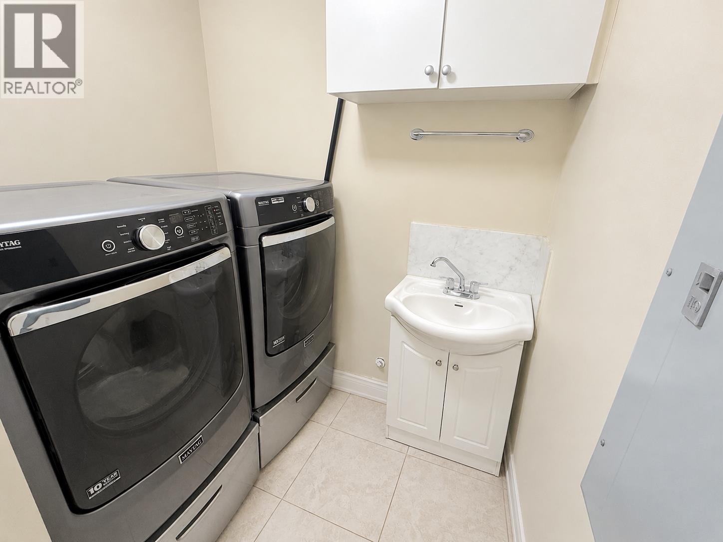 5421 Fleming Street, Vancouver, British Columbia  V5P 3E8 - Photo 12 - R3173171