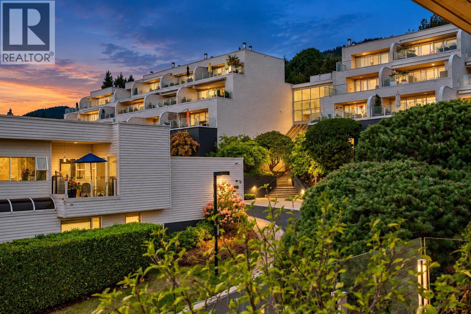 1 2278 Folkestone Way, West Vancouver, British Columbia  V7S 2X7 - Photo 8 - R3160980