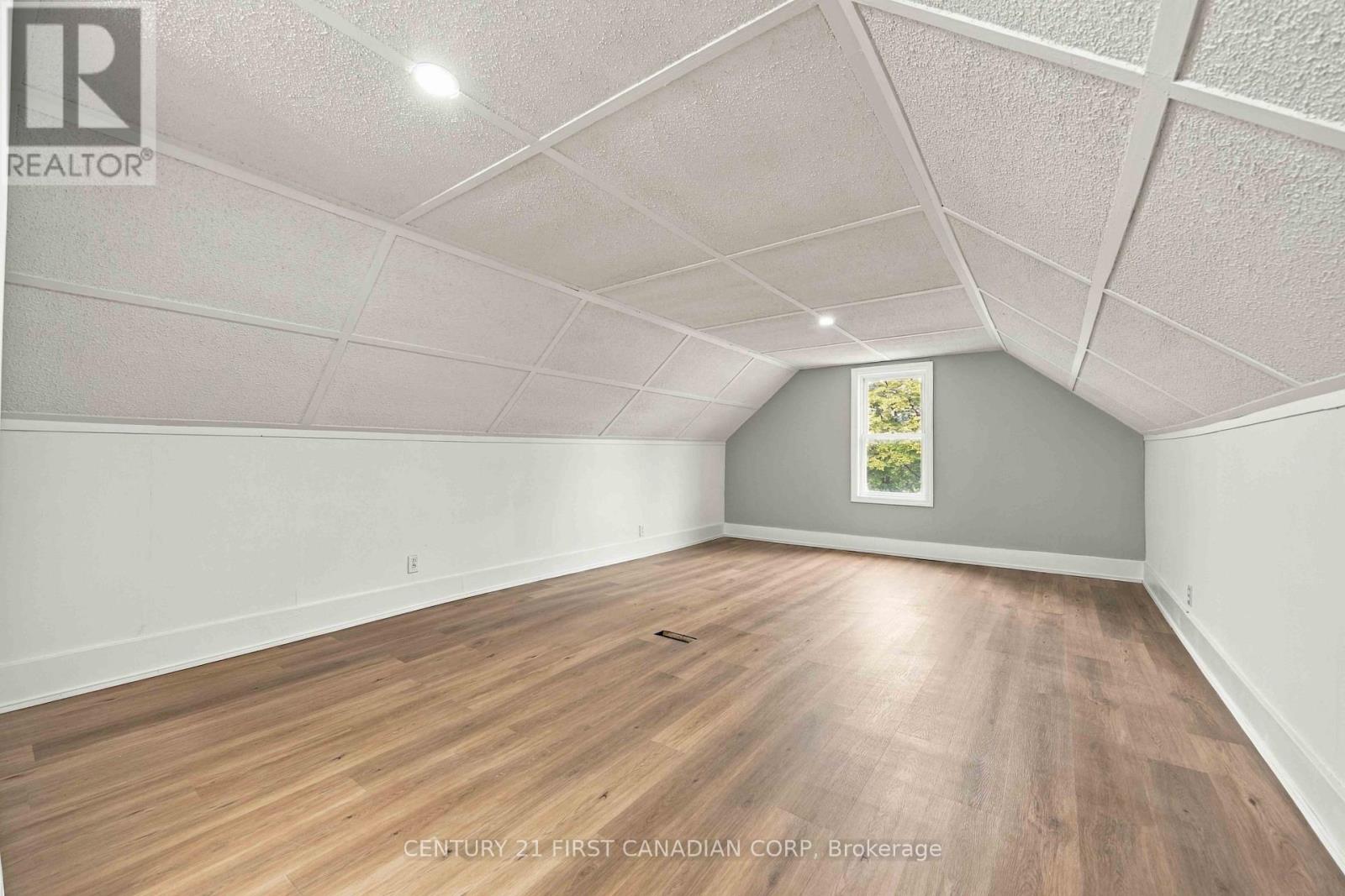353 Talfourd Street, Sarnia, Ontario  N7T 1R1 - Photo 21 - X14088498