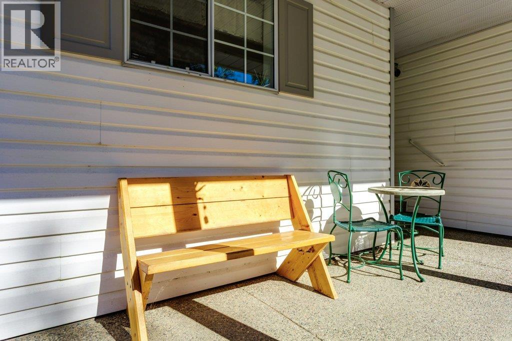 9702 Sargeant Street, Summerland, British Columbia  V0H 1Z3 - Photo 10 - 10402228