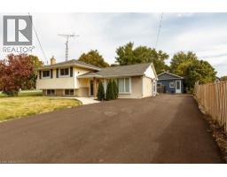 183 SUNNYRIDGE Road, Hamilton, Ontario