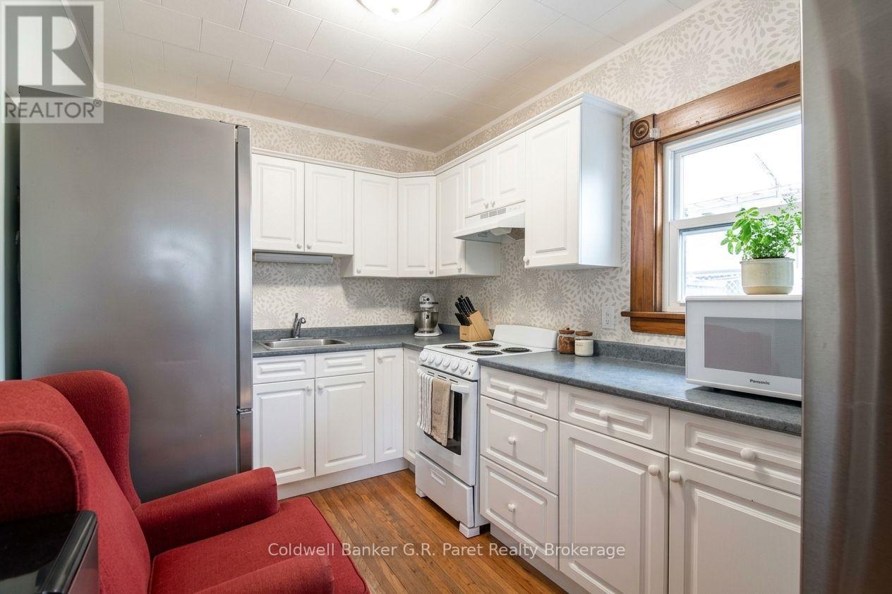 39 Norfolk Street N, Norfolk, Ontario N3Y 3N6 - Photo 5 - X14088550