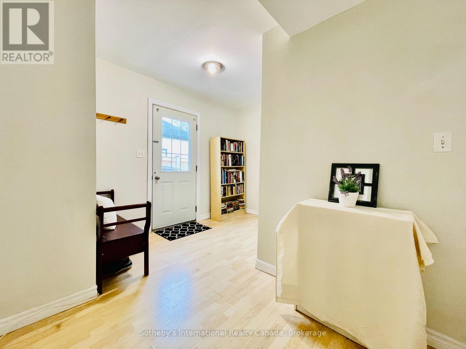 285 Robinson Street, Collingwood, Ontario  L9Y 3M4 - Photo 6 - S14088536