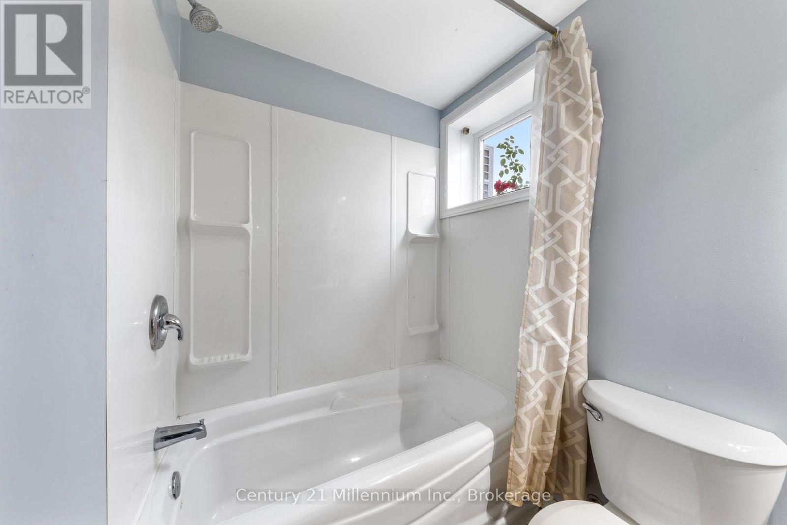 23 Butternut Crescent, Wasaga Beach, Ontario  L9Z 0A7 - Photo 43 - S14088656