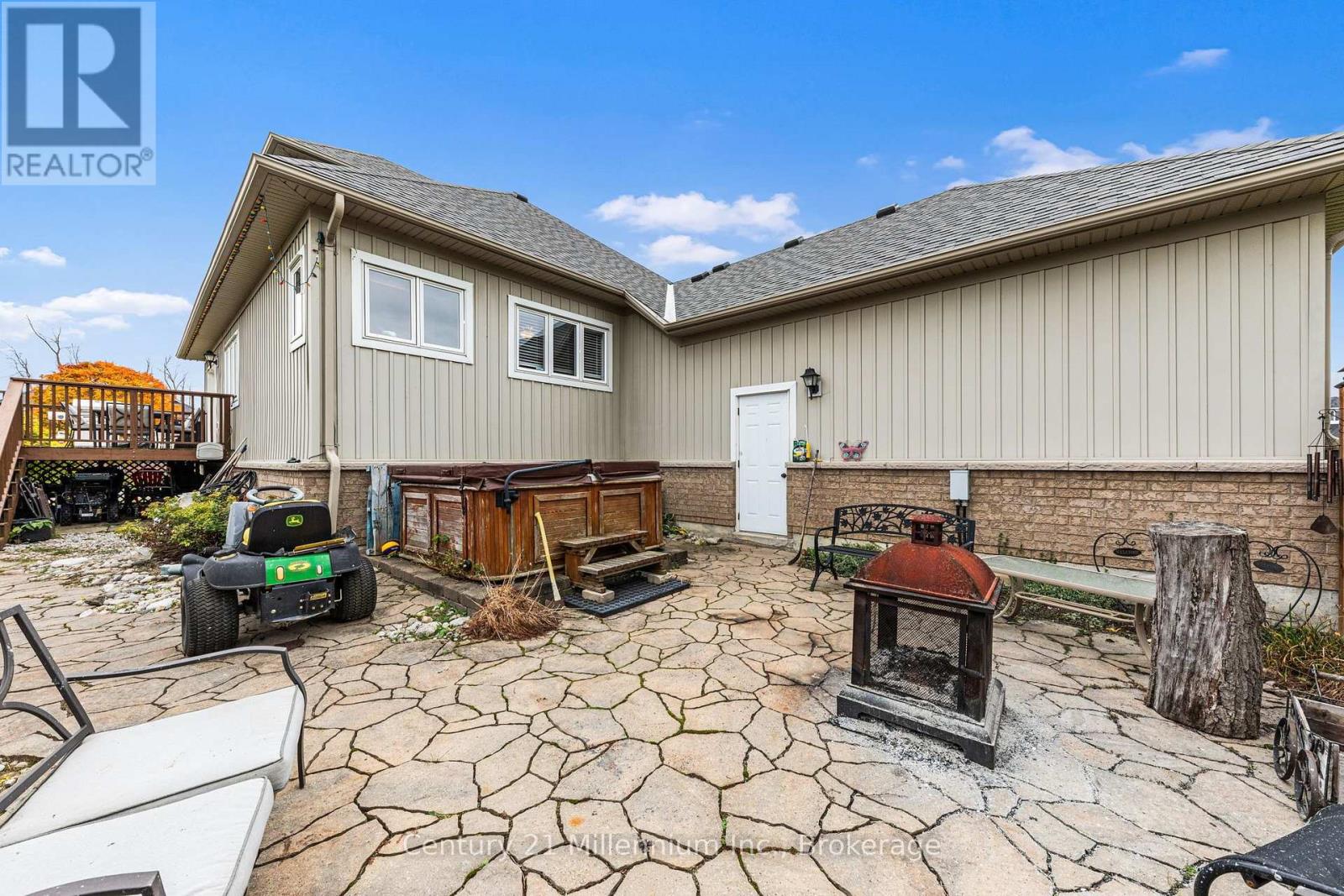 23 Butternut Crescent, Wasaga Beach, Ontario  L9Z 0A7 - Photo 47 - S14088656