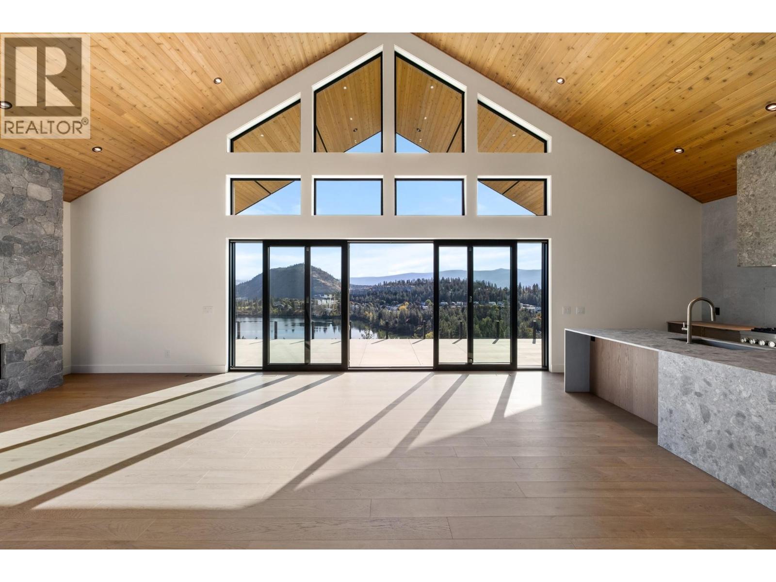 2495 Pinnacle Ridge Drive, West Kelowna, British Columbia