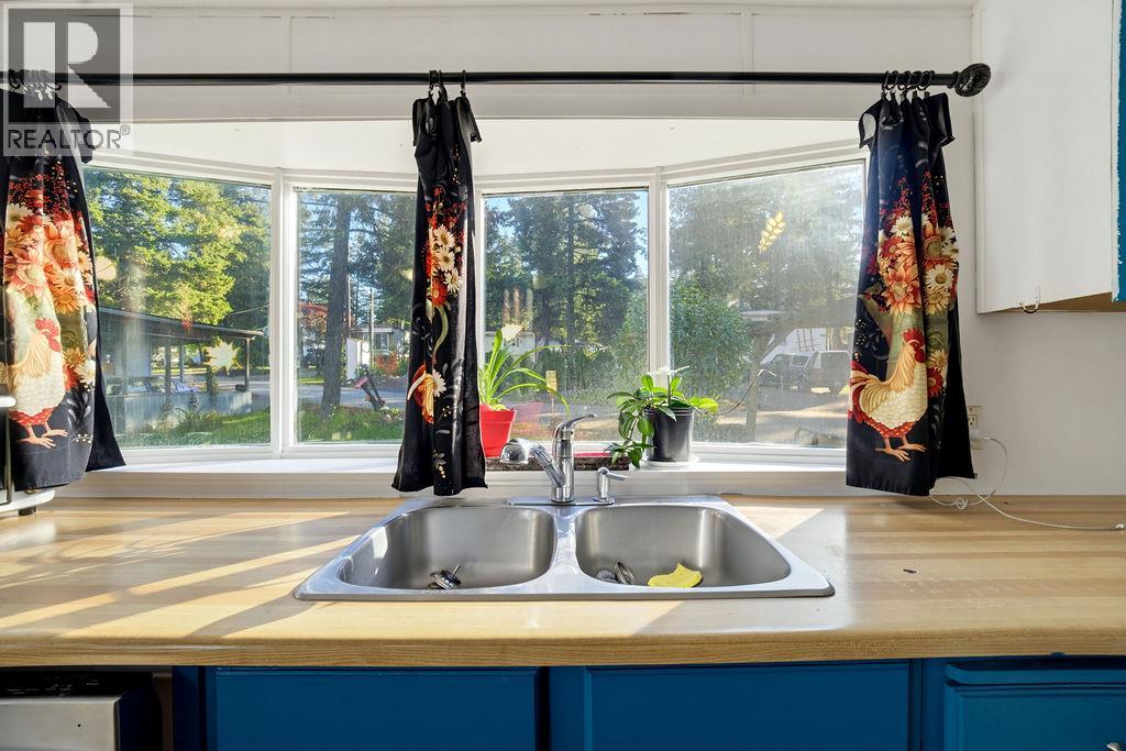 4137 Spallumcheen Drive Unit# 18