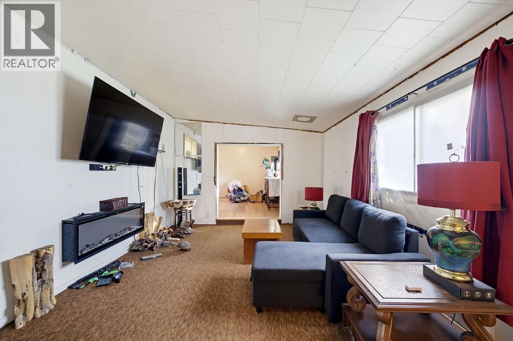 4137 Spallumcheen Drive Unit# 18