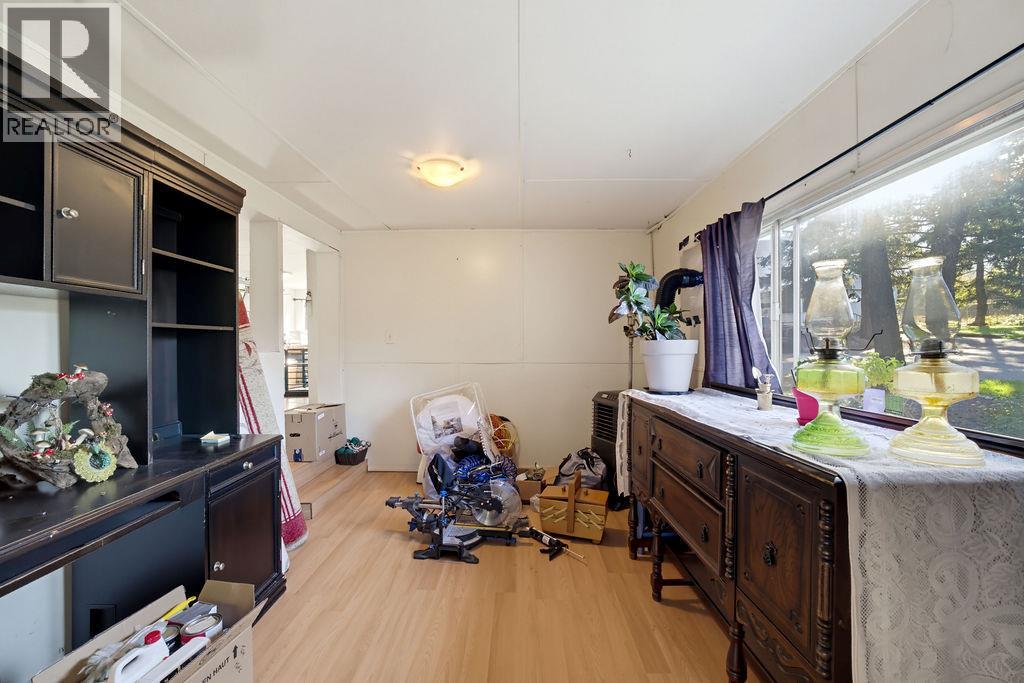 4137 Spallumcheen Drive Unit# 18