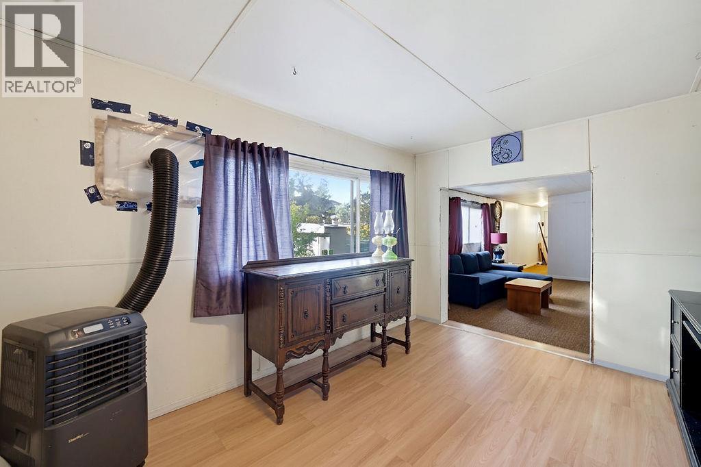4137 Spallumcheen Drive Unit# 18