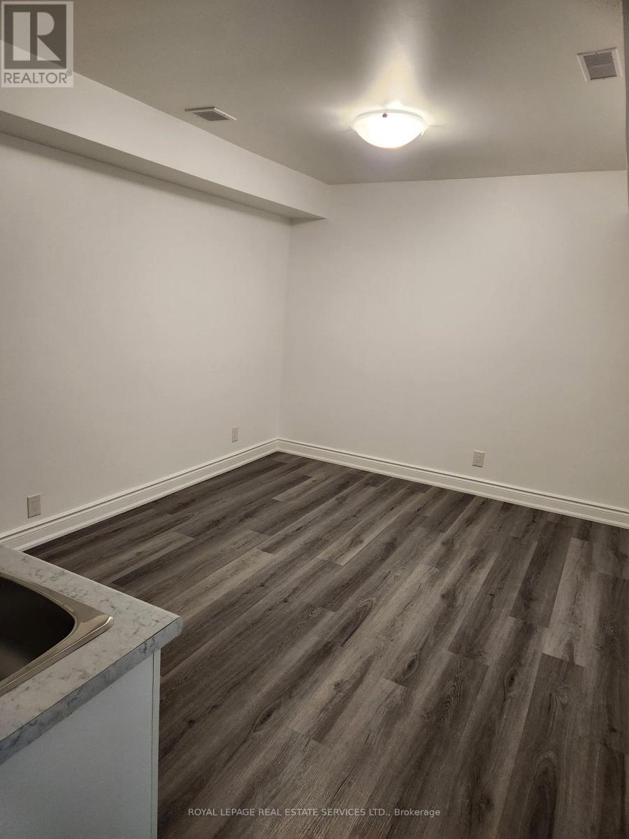 207 - 2820 Danforth Avenue, Toronto, Ontario  M4C 1M1 - Photo 6 - E14088584