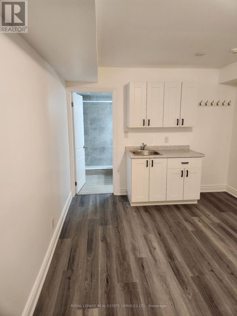 207 - 2820 Danforth Avenue, Toronto, Ontario  M4C 1M1 - Photo 8 - E14088584
