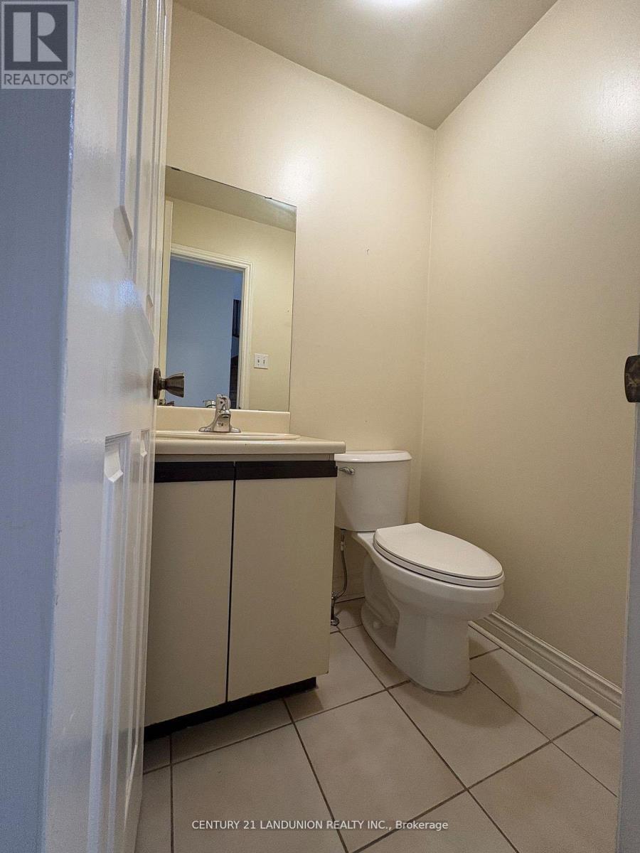 Main 48 Marchwood Crescent, Richmond Hill, Ontario  L4C 8M4 - Photo 8 - N14088692