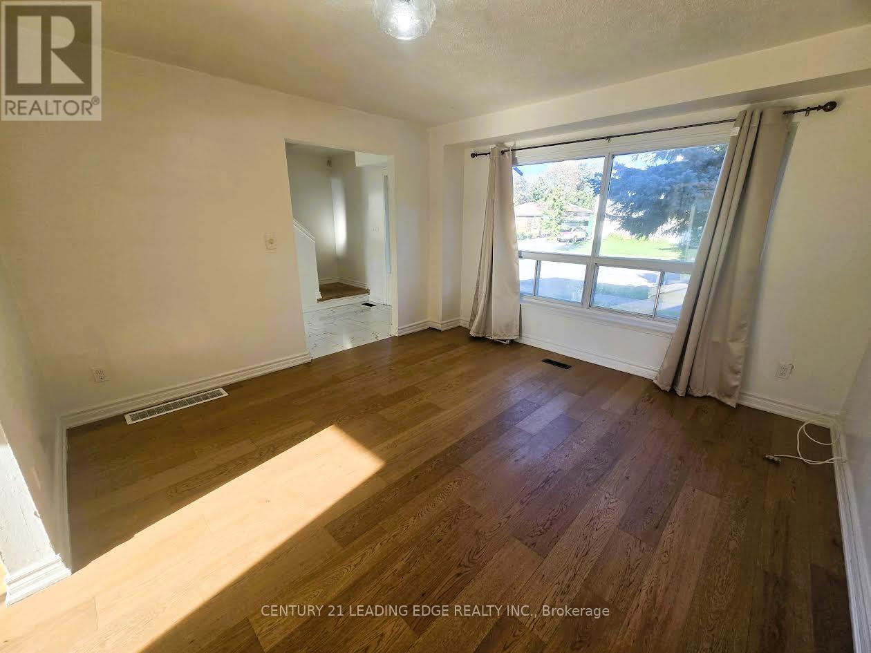 5 Murison Boulevard, Toronto, Ontario  M1B 2B1 - Photo 8 - E14088378