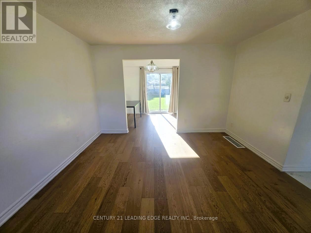 5 Murison Boulevard, Toronto, Ontario  M1B 2B1 - Photo 6 - E14088378