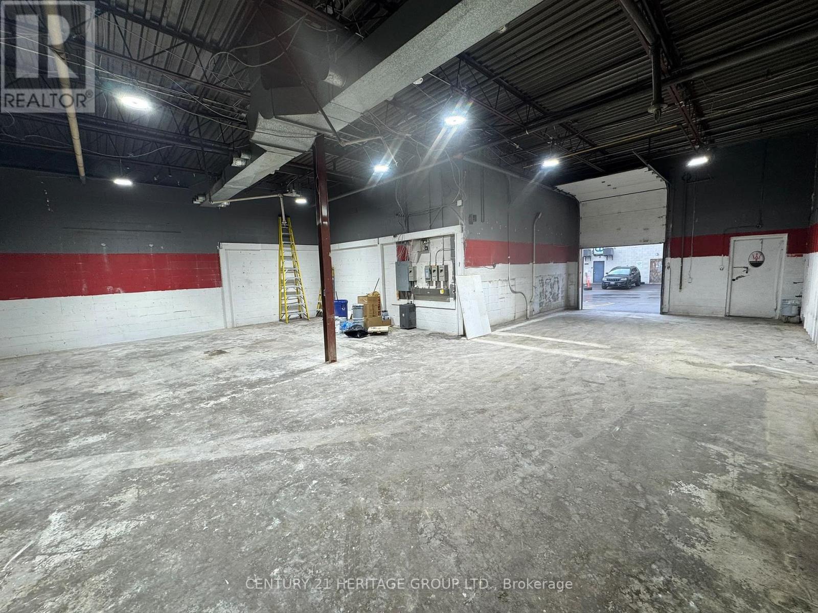 20 & 21 - 4544 Dufferin Street, Toronto, Ontario M3H 5R9 - Photo 10 - W14088476