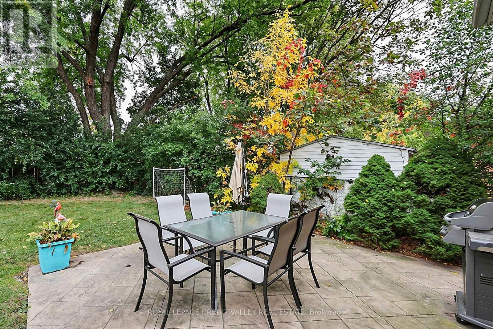 27 Castlemore Drive, Brampton, Ontario  L6W 2V9 - Photo 42 - W14088478