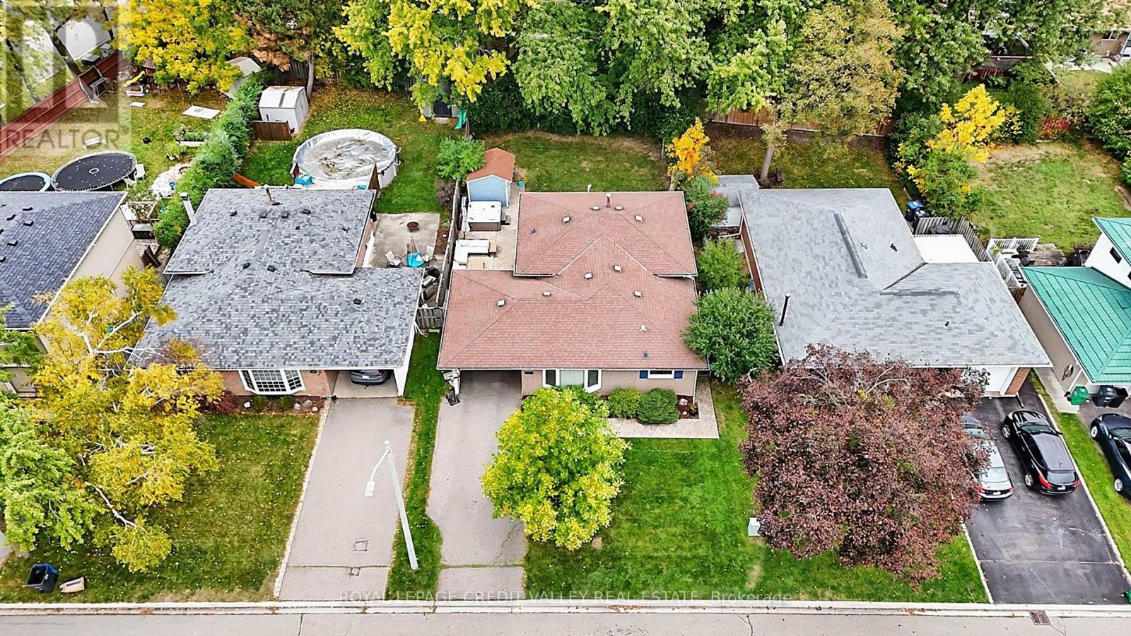 27 Castlemore Drive, Brampton, Ontario  L6W 2V9 - Photo 50 - W14088478