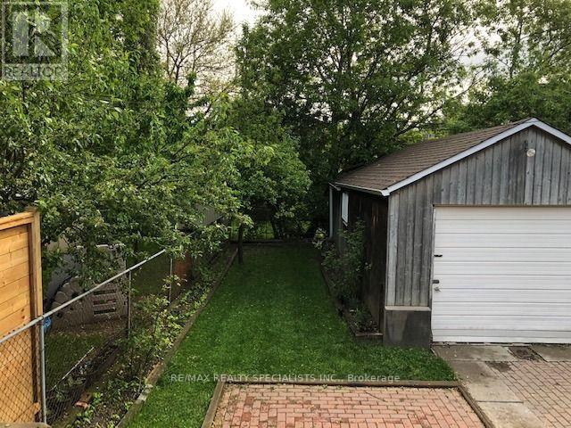 52a Rockcliffe Boulevard, Toronto, Ontario  M6N 4R5 - Photo 11 - W14088482