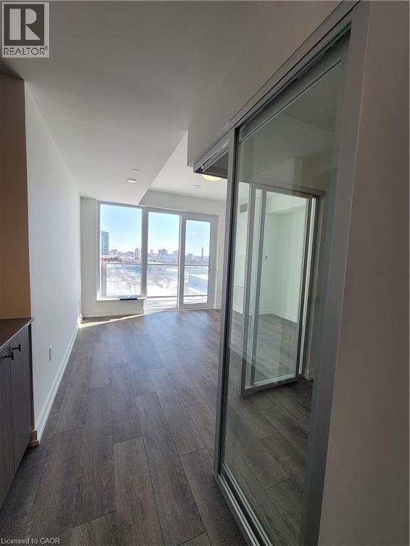 15 Wellington Street S Unit# 705b, Kitchener, Ontario  N2G 0E4 - Photo 4 - 40865338