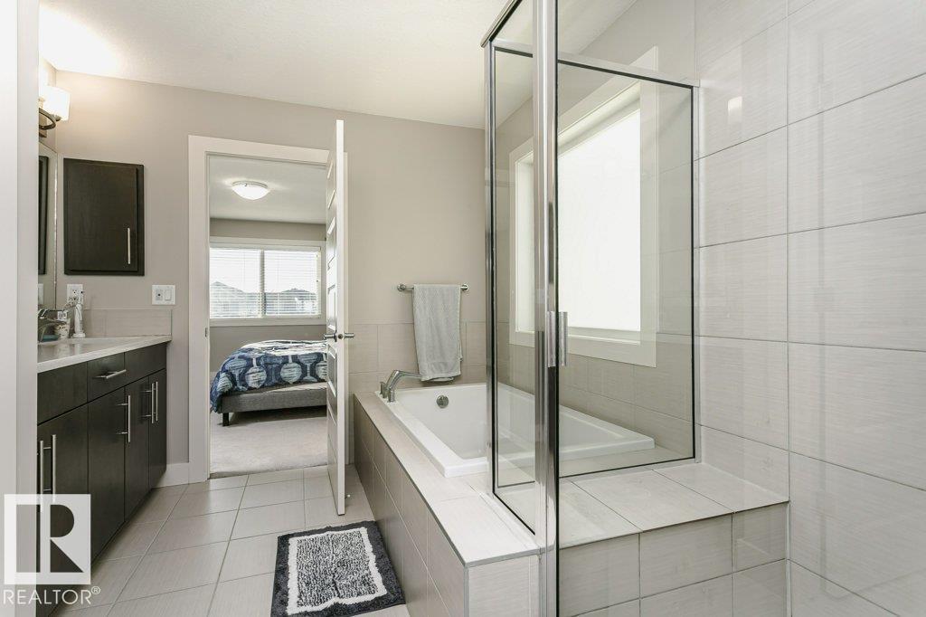 1327 158 ST SW
