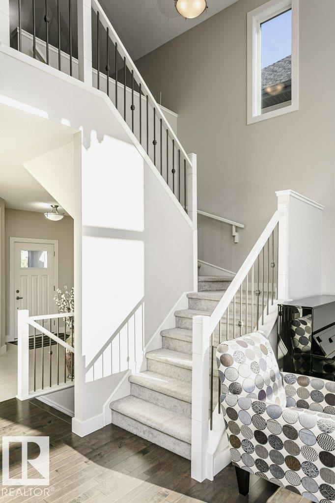 1327 158 ST SW