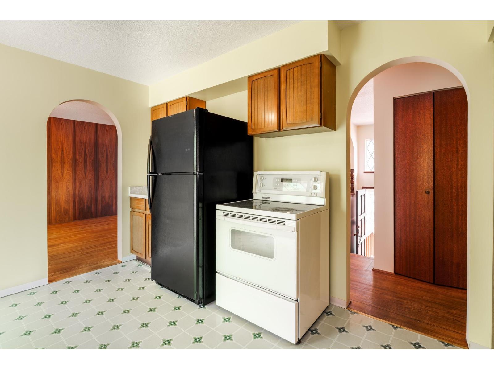 15732 Goggs Avenue, White Rock, British Columbia  V4B 2N7 - Photo 11 - R3175576