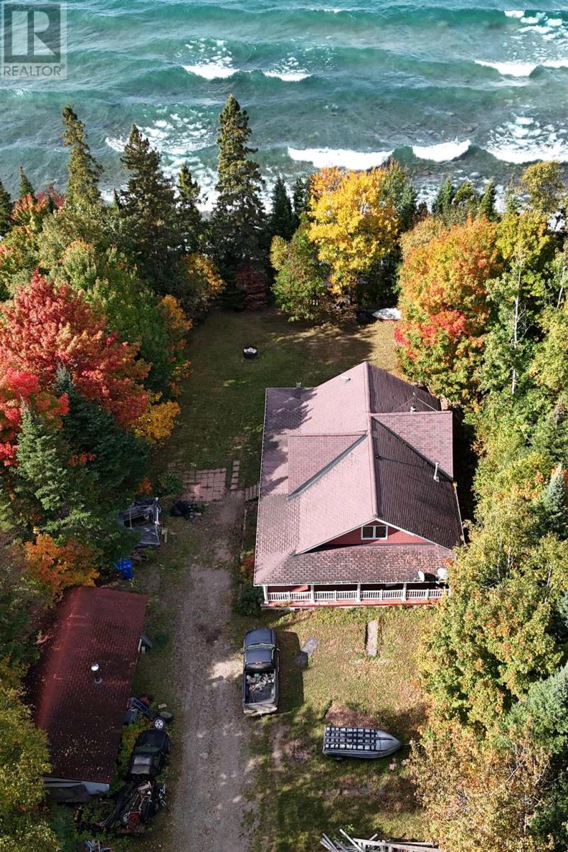 696 Lakeshore Dr S, Dennis Township, Sault Ste. Marie, Ontario P6A 6K4 - Photo 6 - SM262911