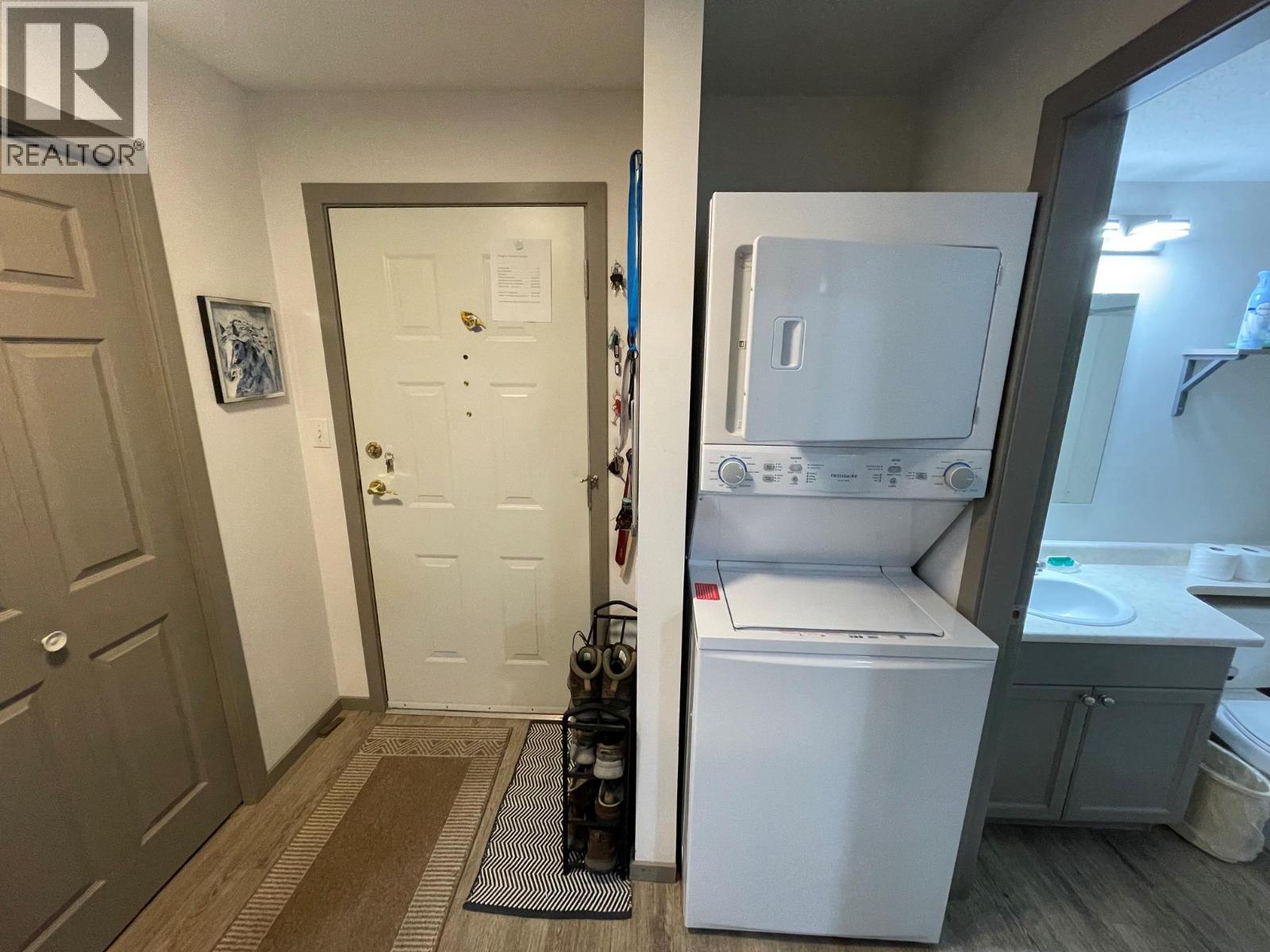 7140 4th Street Unit# 105