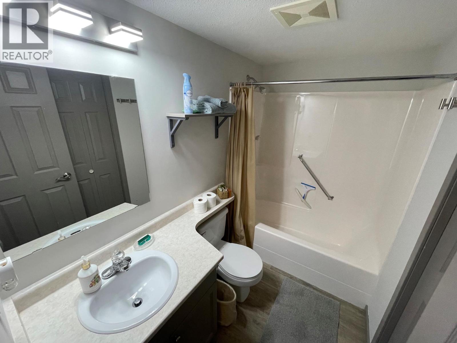 7140 4th Street Unit# 105