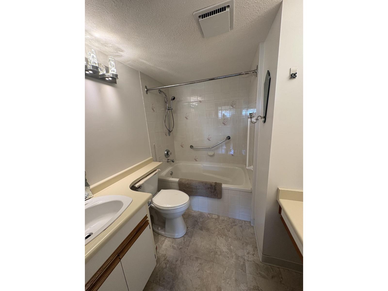 6 32390 Fletcher Avenue, Mission, British Columbia  V2V 5T1 - Photo 10 - R3150819