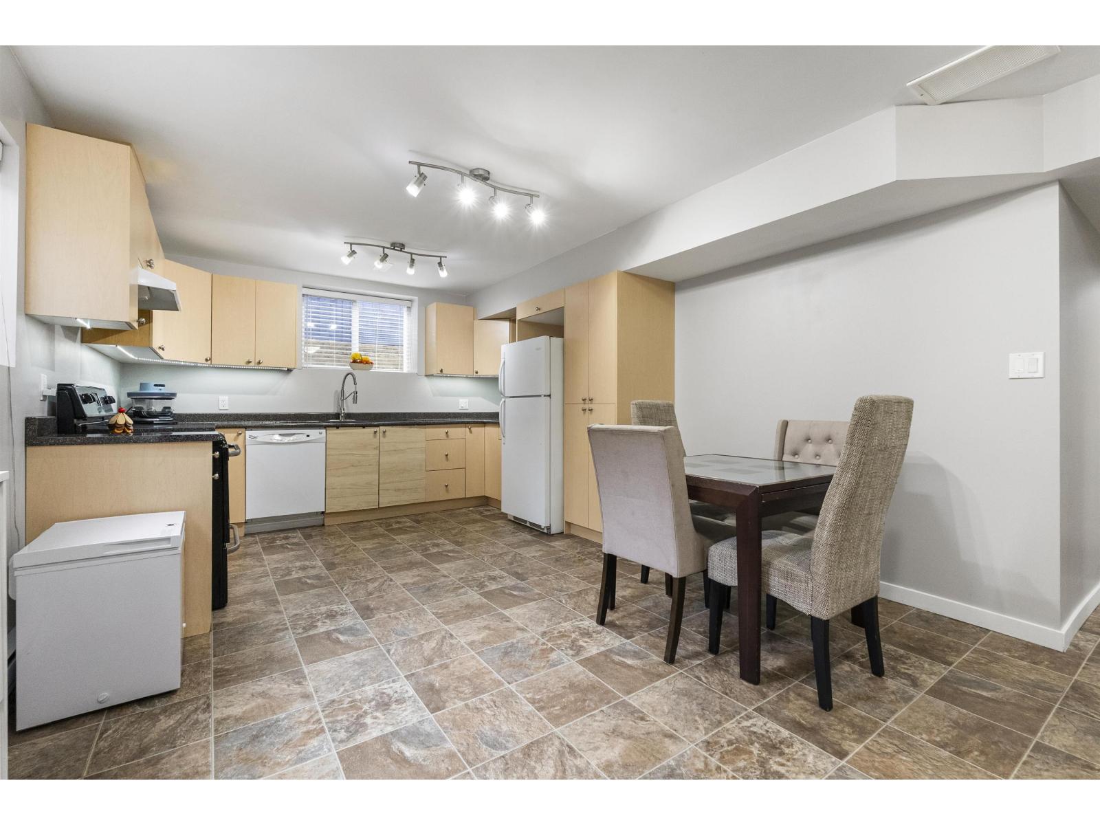 7116 195a Street, Surrey, British Columbia  V4N 5Z5 - Photo 27 - R3175803