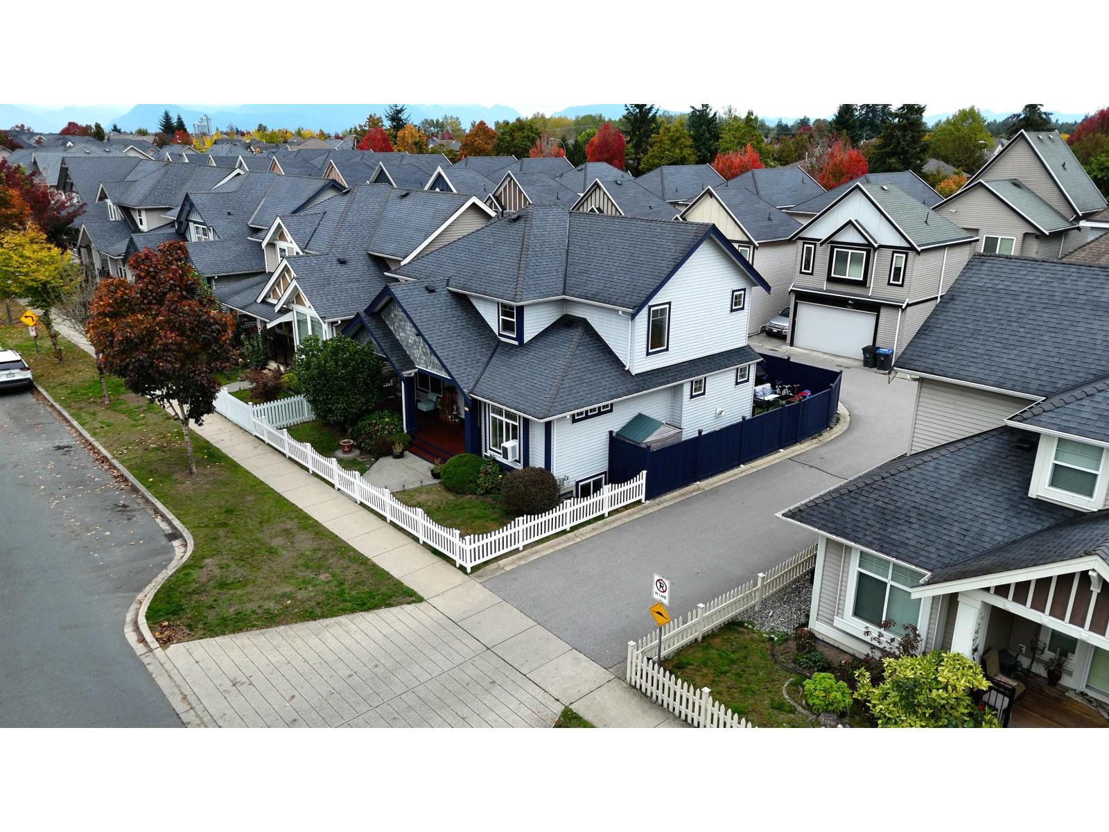 7116 195a Street, Surrey, British Columbia  V4N 5Z5 - Photo 40 - R3175803