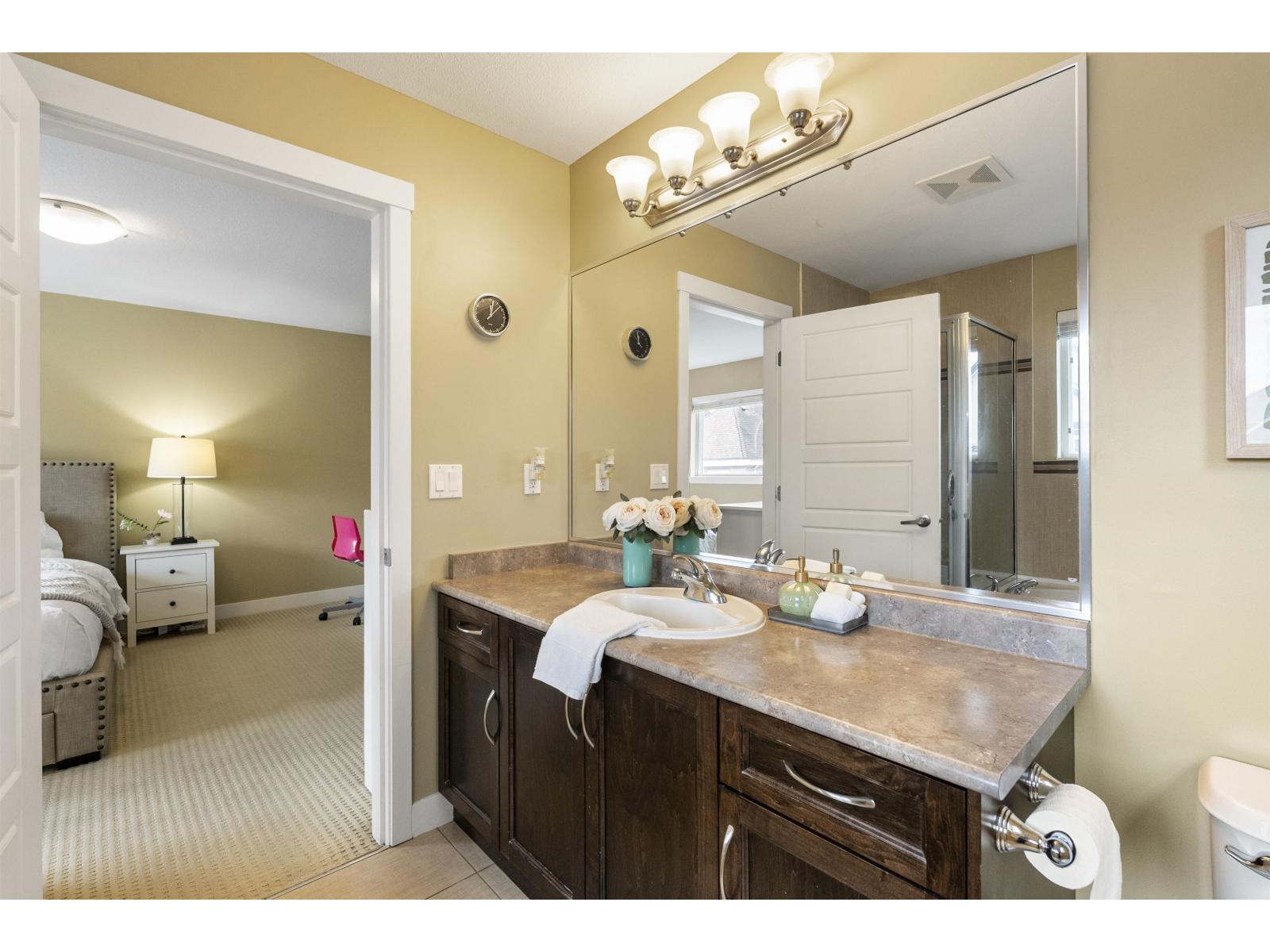 7116 195a Street, Surrey, British Columbia  V4N 5Z5 - Photo 16 - R3175803