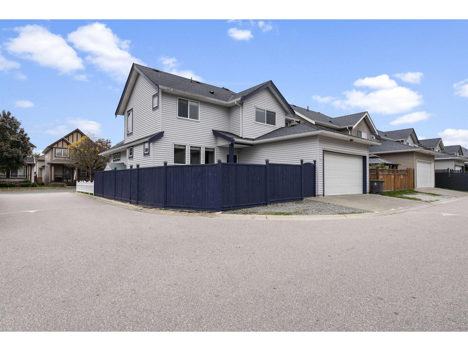 7116 195a Street, Surrey, British Columbia  V4N 5Z5 - Photo 39 - R3175803