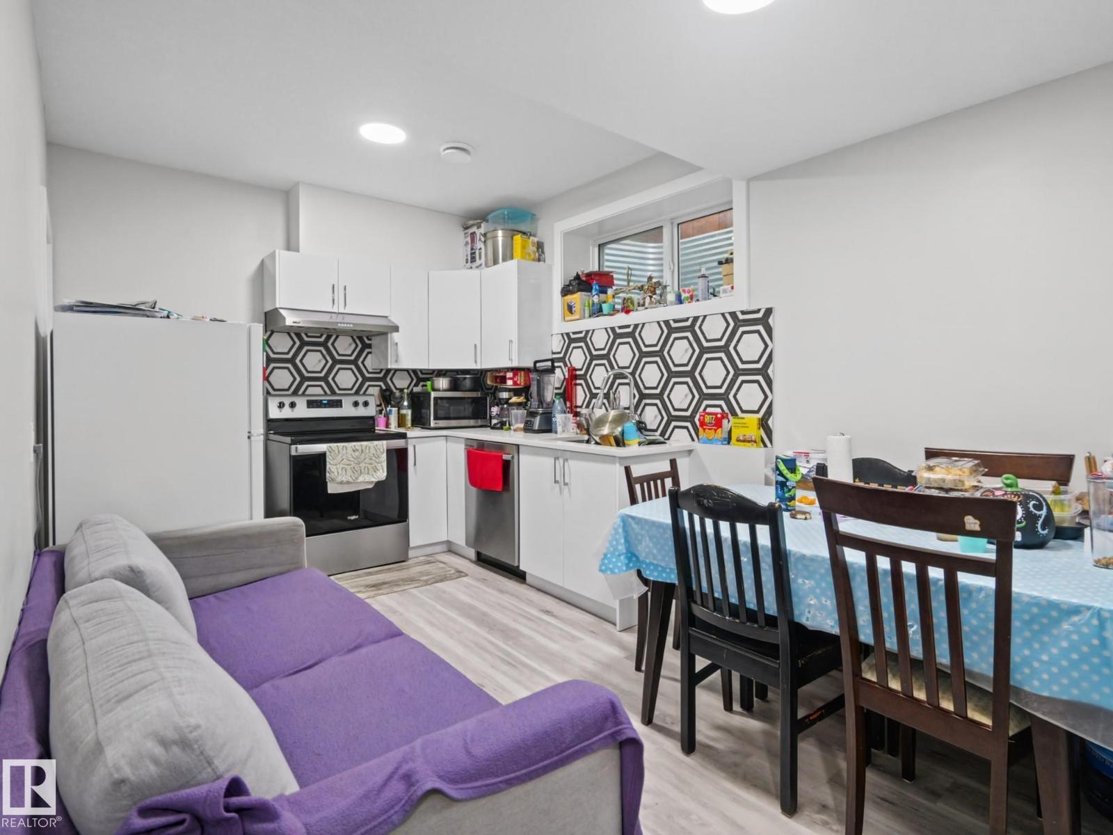 20625 99B AV NW