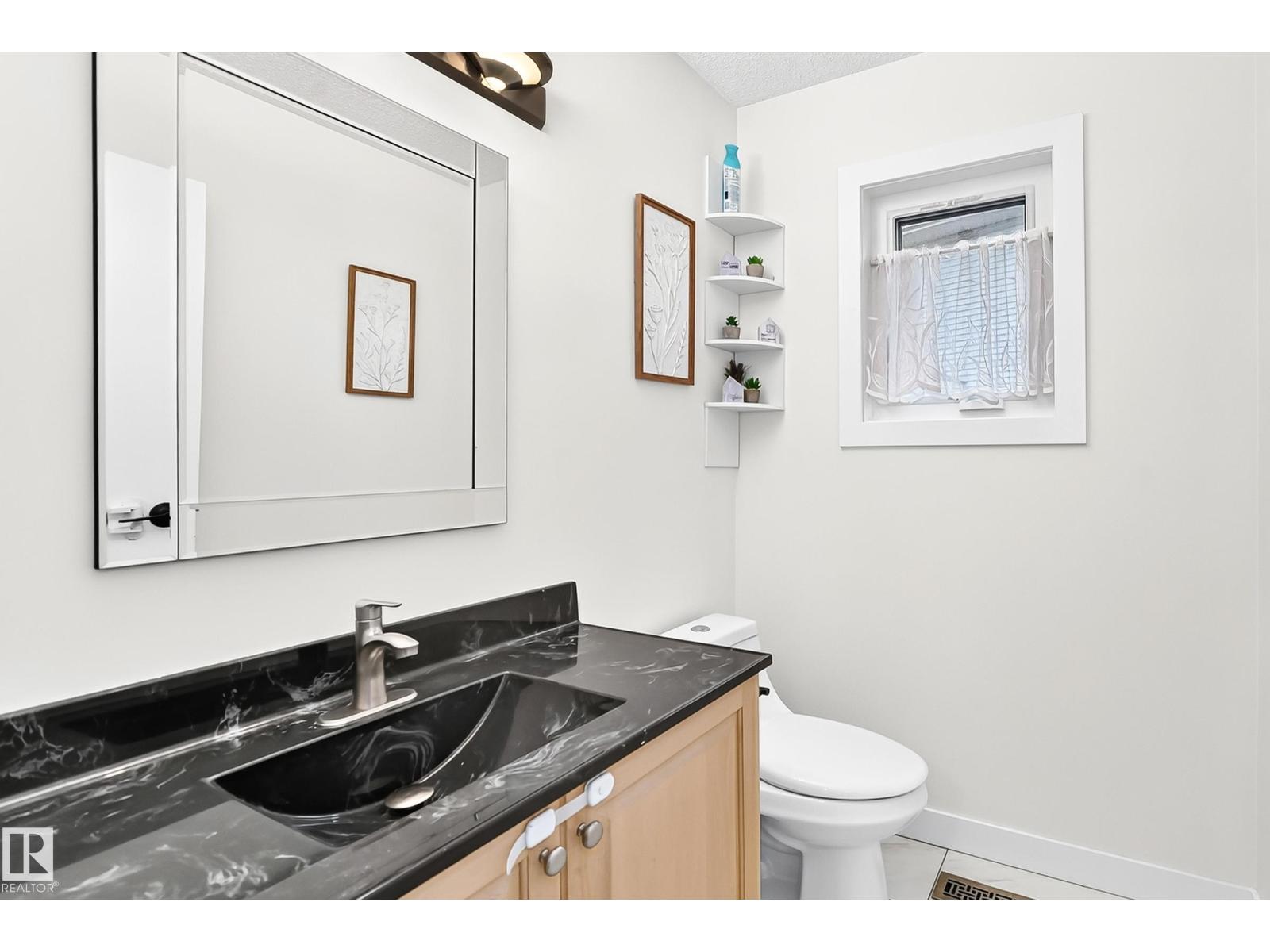 88 HIGHLAND WY