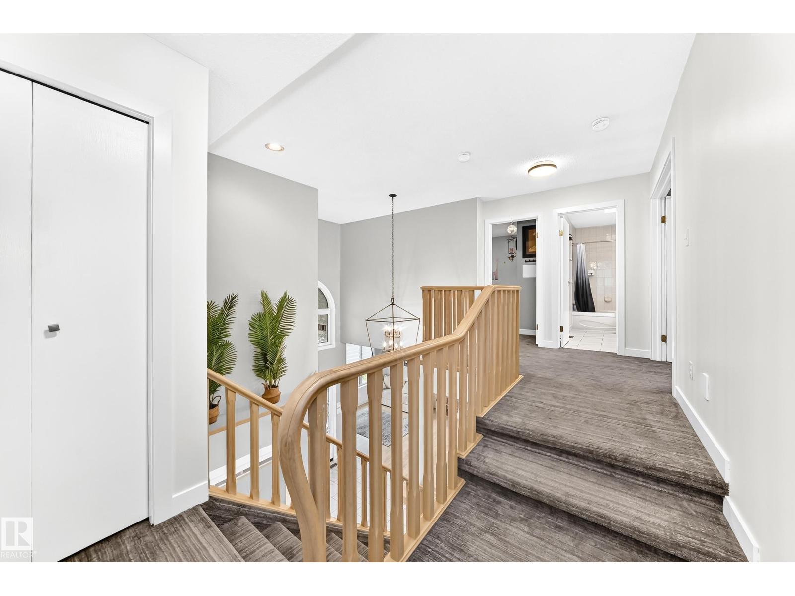 88 HIGHLAND WY